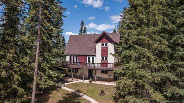 4808 64 St Rocky Mountain House, AB T4T 1G3