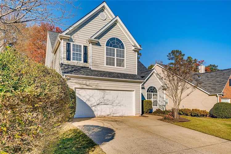 3270 Serenade Ct Alpharetta, GA 30004