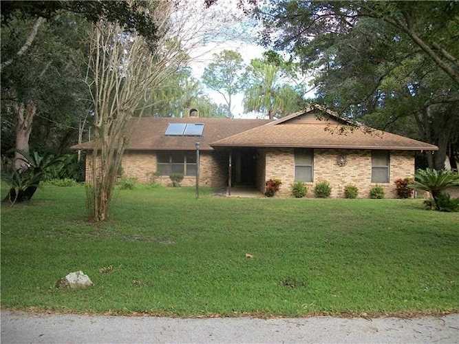 8240 Via Bella St Sanford, FL 32771