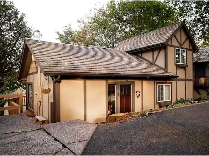 1824 SW Greenway Cir West Linn, OR 97068 | MLS 20323189 Photo 1