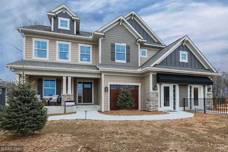 4358 Woodland Cove Parkway Minnetrista, MN 55331