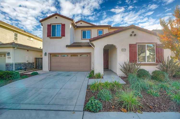 1842 Tarragon Drive Gilroy, CA 95020