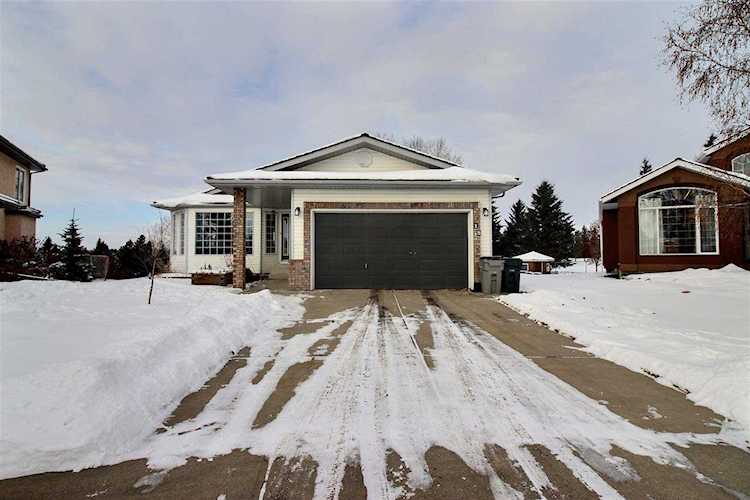 15 Augusta Fairway Crescent Stony Plain, AB T7X 1M3