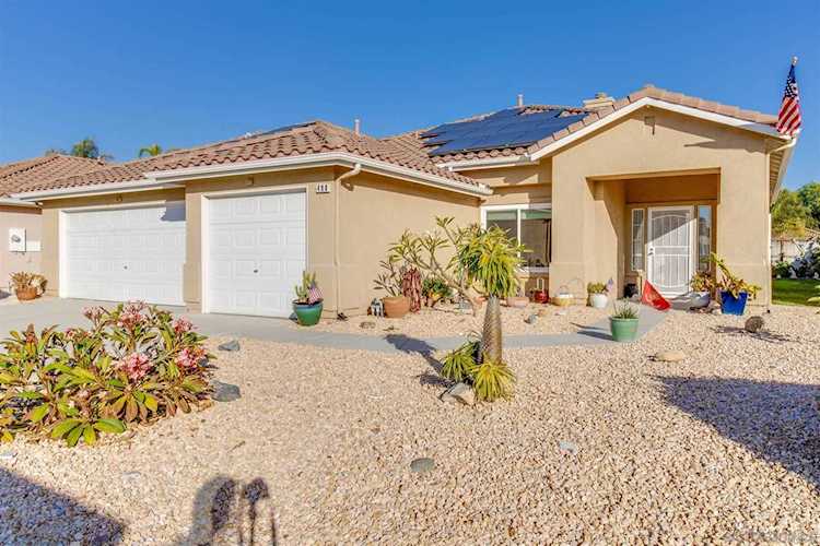 490 Moraga Way, Oceanside, 92058 | MLS#200052468 Photo 1