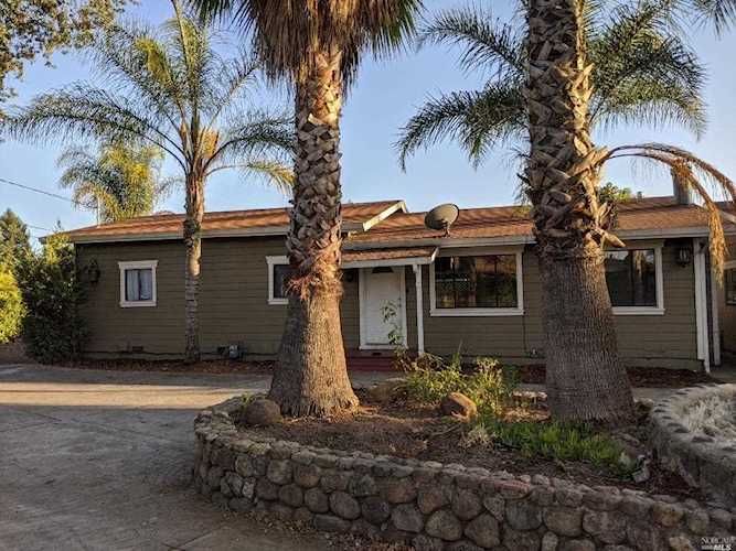 85 Bluebird Avenue Windsor, CA 95492