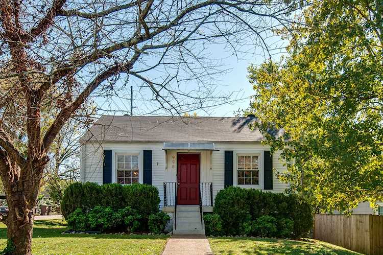 998 Gwynn Dr Nashville, TN 37216 | MLS 2200026 Photo 1