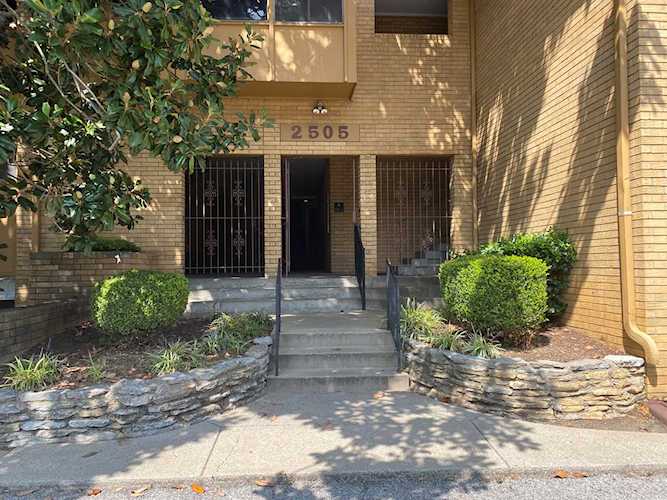 2505 Brownsboro Rd #C1 Louisville, KY 40206 | MLS 1569213 Photo 1