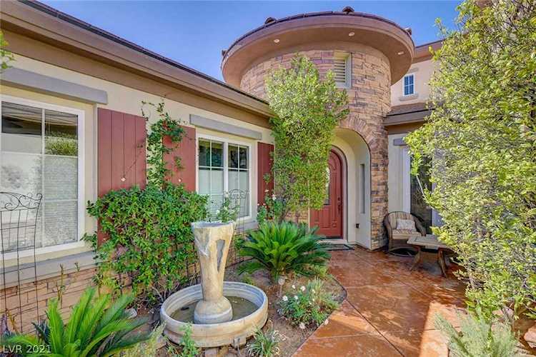 2145 Alcova Ridge Dr Las Vegas, NV 89135