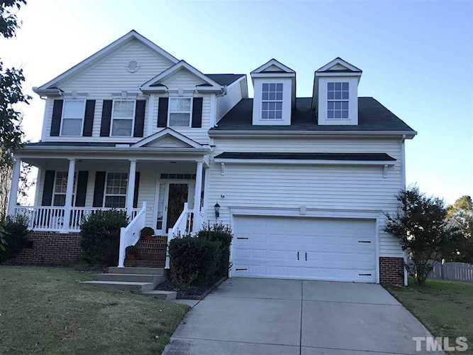 504 Evergreen View Drive Holly Springs, NC 27540
