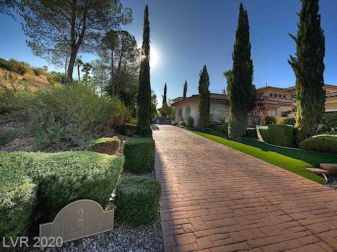 2 Via Modena Ct Henderson, NV 89011