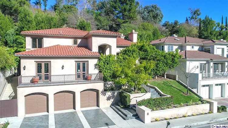 2826 Deep Canyon Drive, Beverly Hills, CA 90210 | RubyHome Photo 1