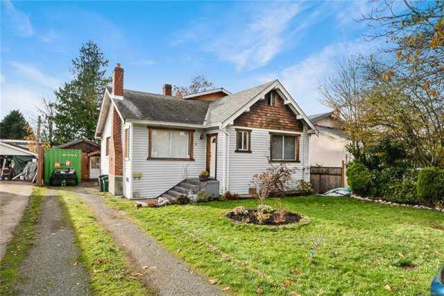 13 W Maddock Ave Saanich, BC V9A 1E6