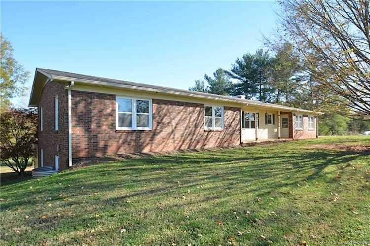 252 Carl Austin Rd Statesville, NC 28625 | MLS 3686720 Photo 1
