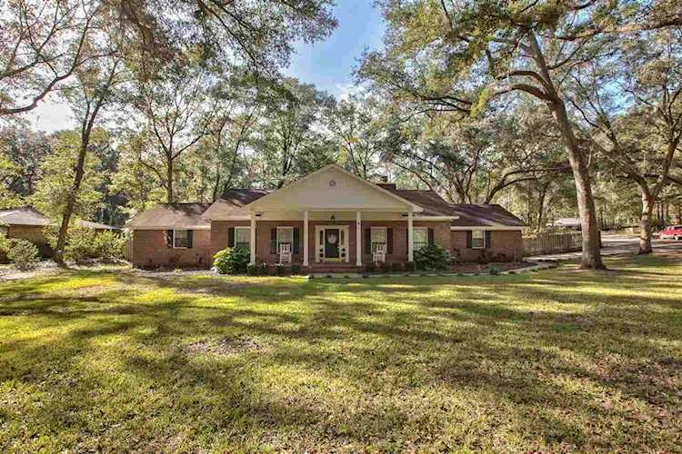 3704 Danesborough Dr Tallahassee, FL 32303