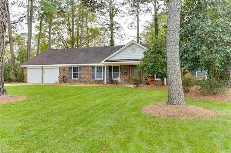 2637 South Kings Rd Virginia Beach, VA 23452