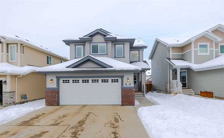 14 Sedona Place Fort Saskatchewan, AB T8L 0N7