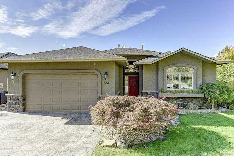 584 Denali Drive Kelowna, BC V1V2P6