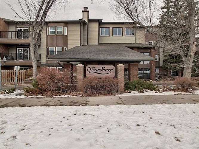 550 Westwood Dr SW #317 Calgary, AB T3C 3T9