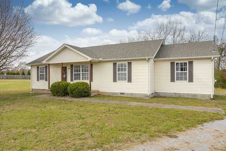 111 Elbert Ct Christiana, TN 37037 | MLS 2209432 Photo 1
