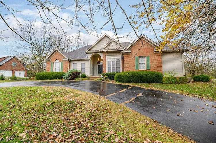 253 Crown Point Drive Frankfort, KY 40601