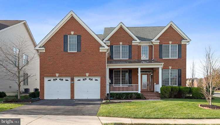 22931 Weybridge Square Broadlands, VA 20148 | MLS ® VALO426540 Photo 1