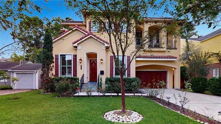 4915 Evergreen St Bellaire, TX 77401