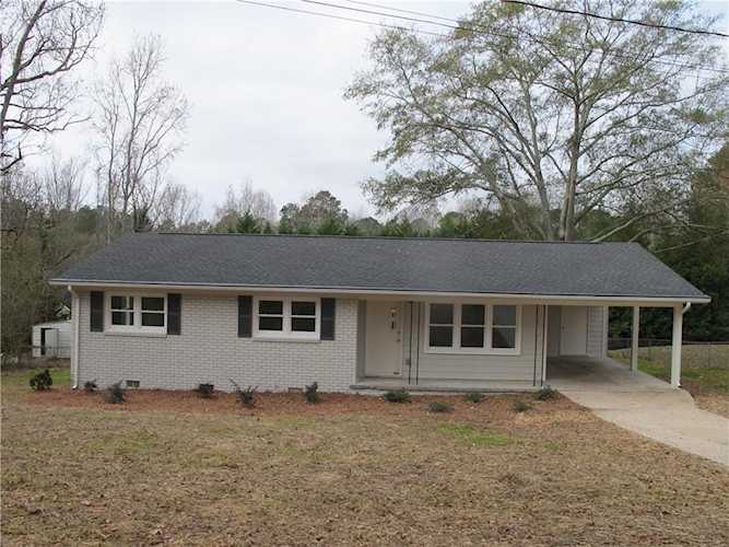 181 Old Airport Rd Commerce, GA 30530