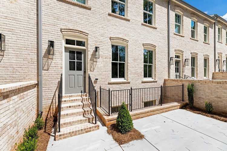 507 Woodhollow Dr #12 Roswell, GA 30075