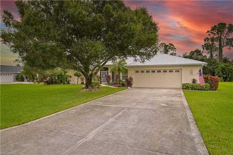 6730 Matt Pledger Ct North Fort Myers, FL 33917