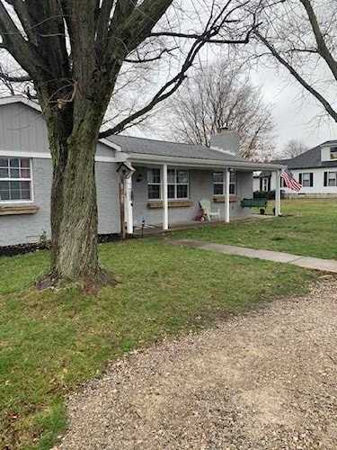 96 Plummer St Bargersville, IN 46106