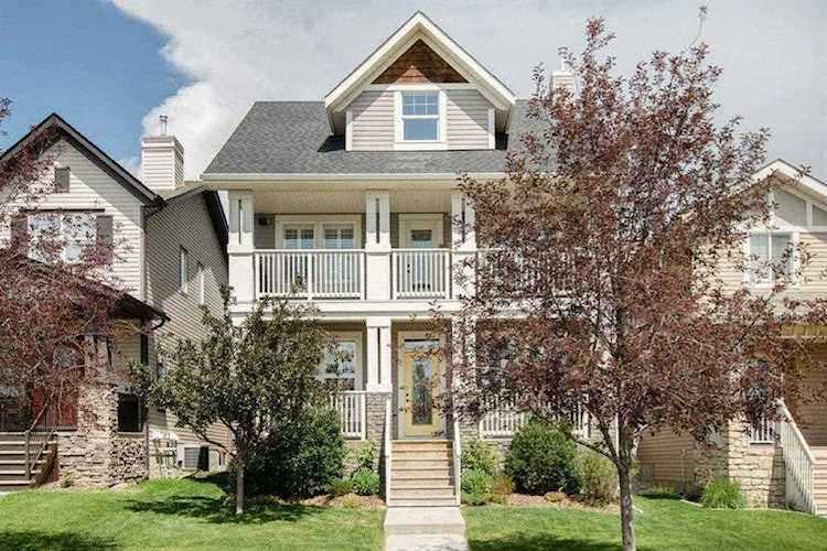 13 Heritage Dr S Cochrane, AB T4C 0E2