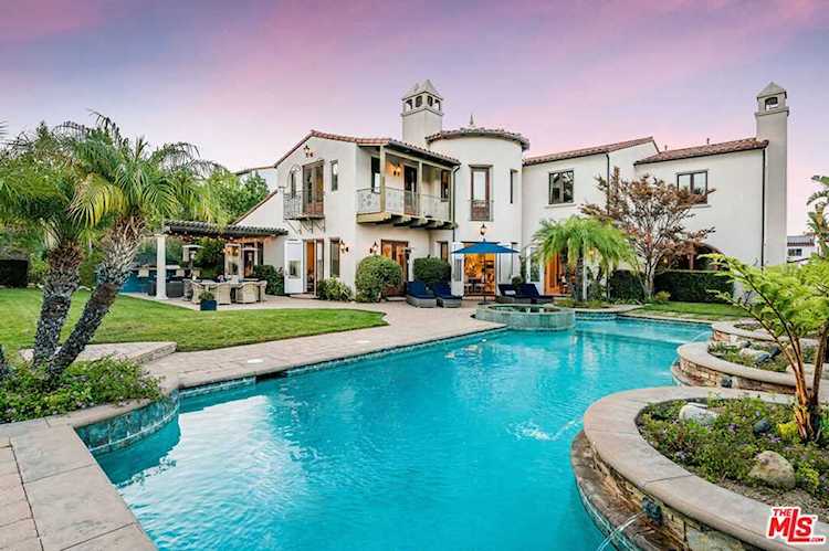 25344 Prado De Las Fresas Calabasas, CA 91302