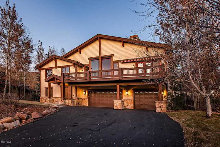 8974 Sackett Dr Park City, UT 84098