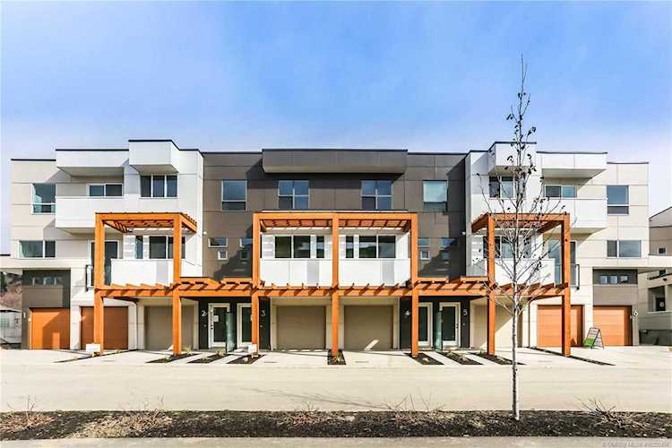 720 Valley Road Kelowna, BC V1V2E6
