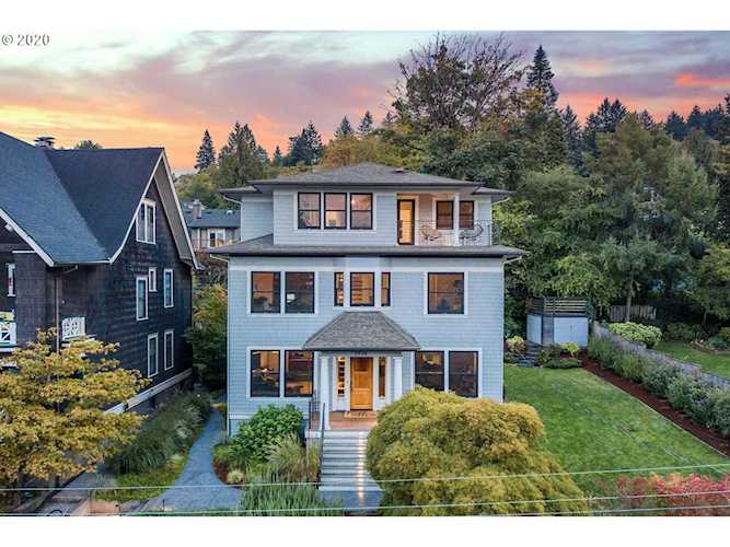 2936 NW Savier St Portland, OR 97210