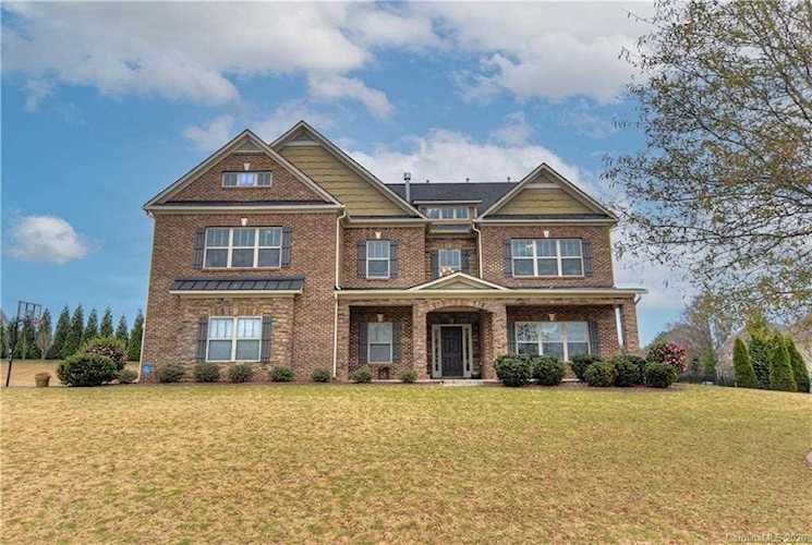 5504 Holly Hills Dr Waxhaw, NC 28173 | MLS 3687124 Photo 1