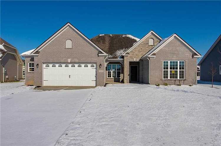 4122 Maiden Ct Bargersville, IN 46106
