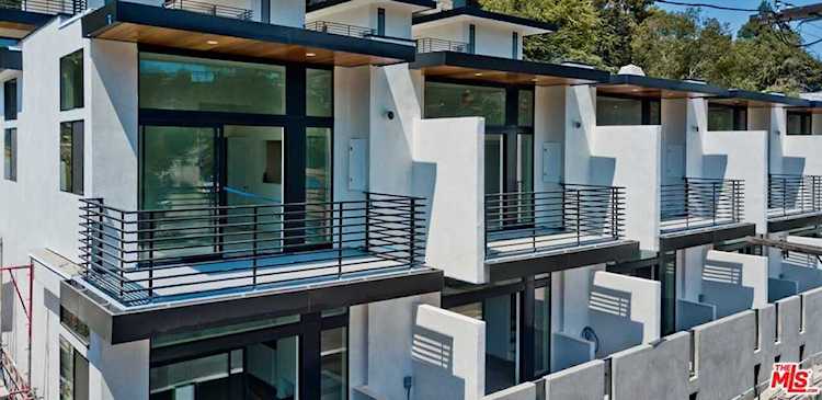 2241 Hyperion Avenue #A4 Los Angeles, CA 90027