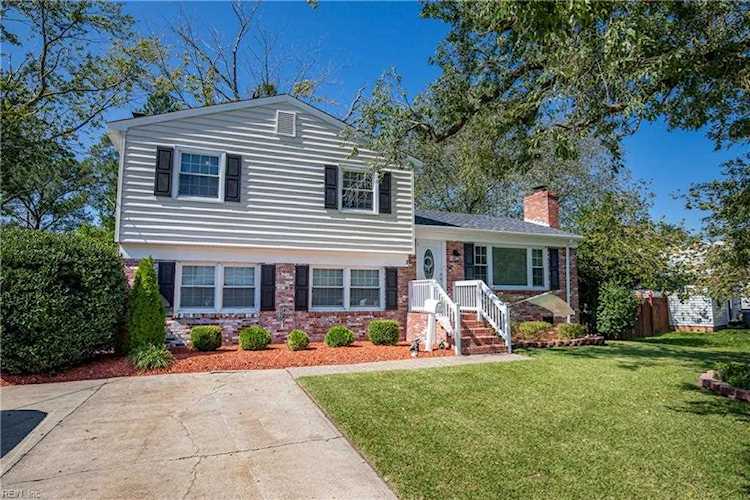 home for sale in All Others Area 101 Hampton VA 23669 - MLS 10352644 Photo 1