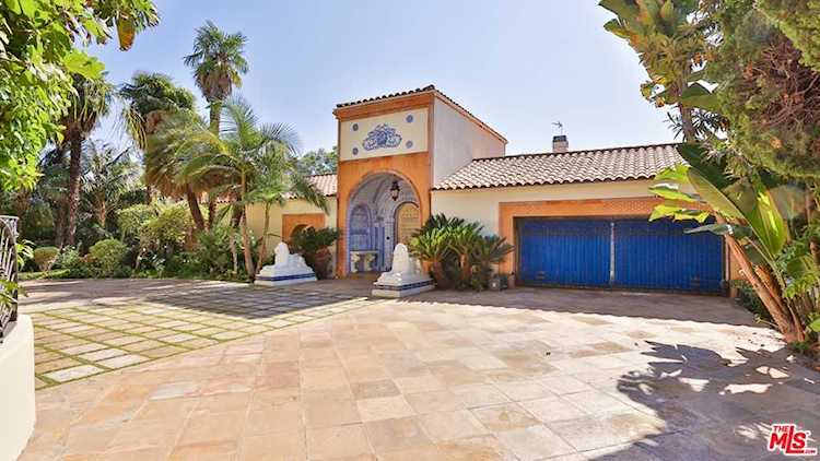 915 Benedict Canyon Drive Beverly Hills, CA 90210