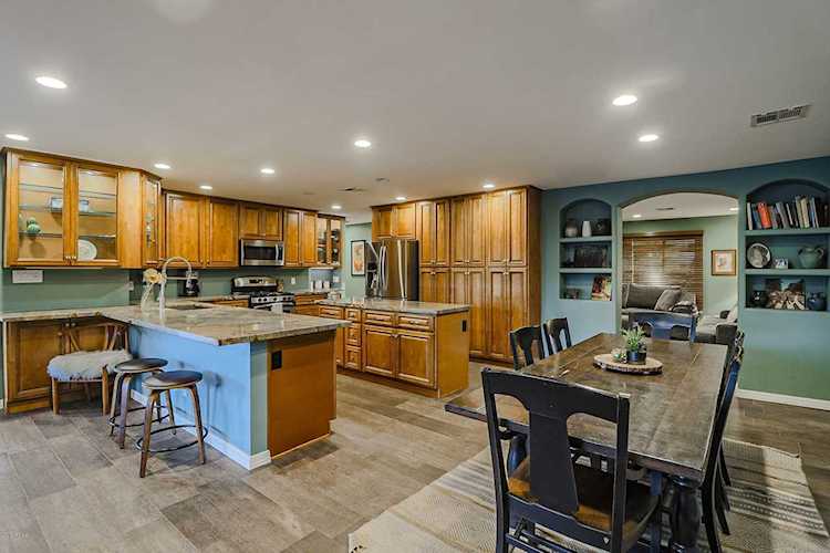 1512 E La Jolla Drive Tempe, AZ 85282