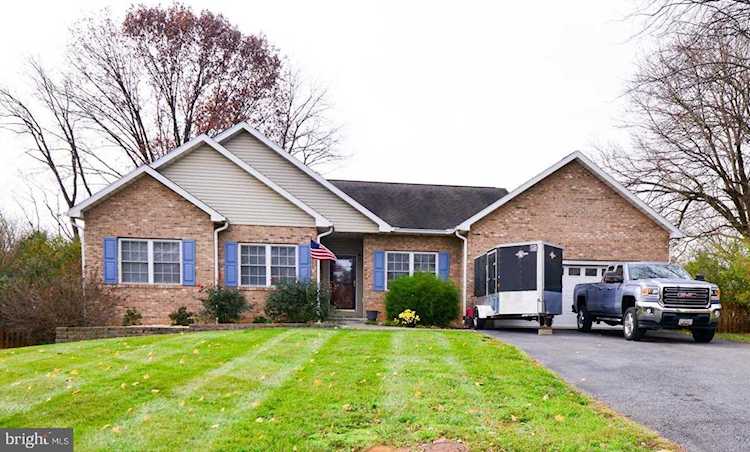 9716 Driftwood Ln Hagerstown, MD 21740