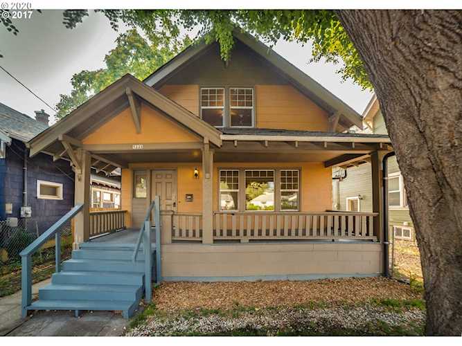 5222 SE 17th Ave Portland, OR 97202