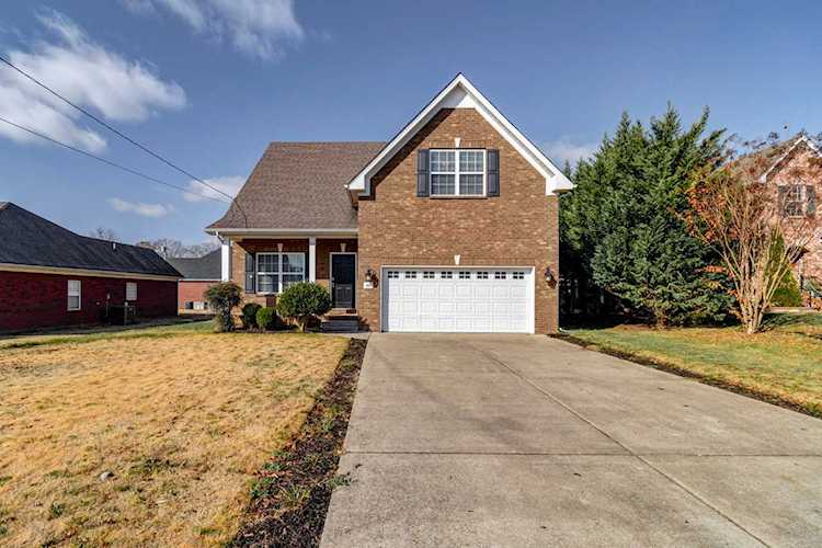 903 Stewart Valley Dr Smyrna, TN 37167