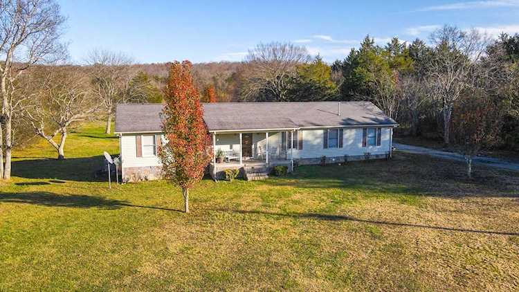 134 Church Cross Rd Bell Buckle, TN 37020 | MLS 2209721 Photo 1