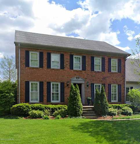409 Lake Forest Pkwy Louisville, KY 40245