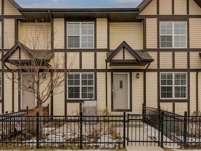 1119 Cranford Ct SE Calgary, AB T3M 0W2