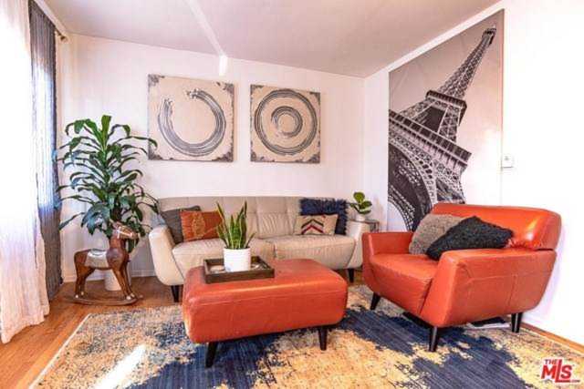 1468 N Eastern Avenue Los Angeles, CA 90063