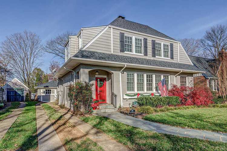 1807 SW Mount Vernon Roanoke, VA 24015
