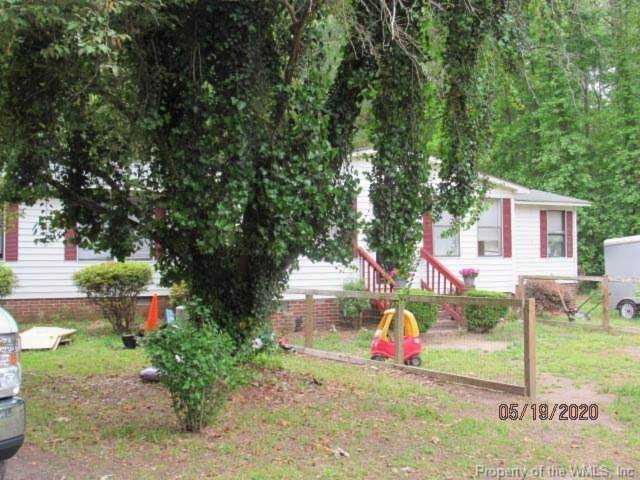 5866 Sulik Ln Hayes, VA 23072